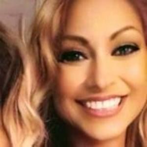 Meet your Posher, Elva